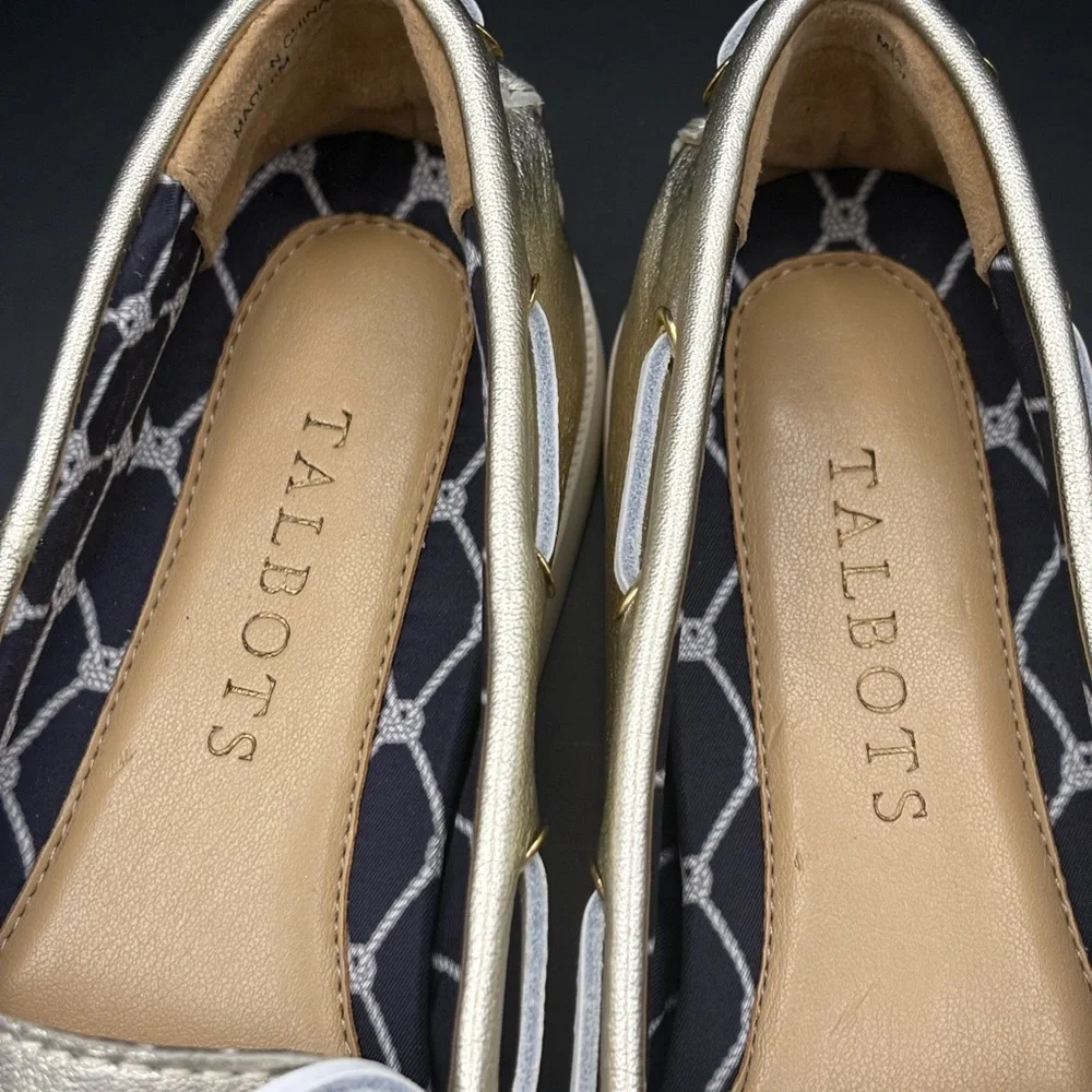 **CLOSET CLOSEOUT**Talbots NIB Light Gold Leather deck shoes with laces size 6 - Picture 7 of 9